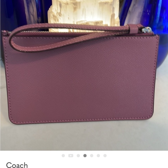 NWOT Coach glitter wristlet in a vibrant raspberry color - Picture 7 of 14